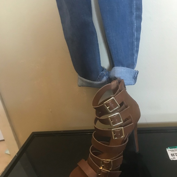 Tanhigh heel strap he sandals - Picture 2 of 2